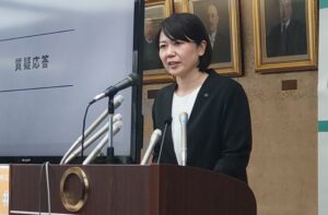 小川市長、続投の意思に変わりなし　記者会見で明らかに