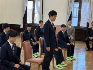 高校スポーツ２チームが全国にむけて表敬