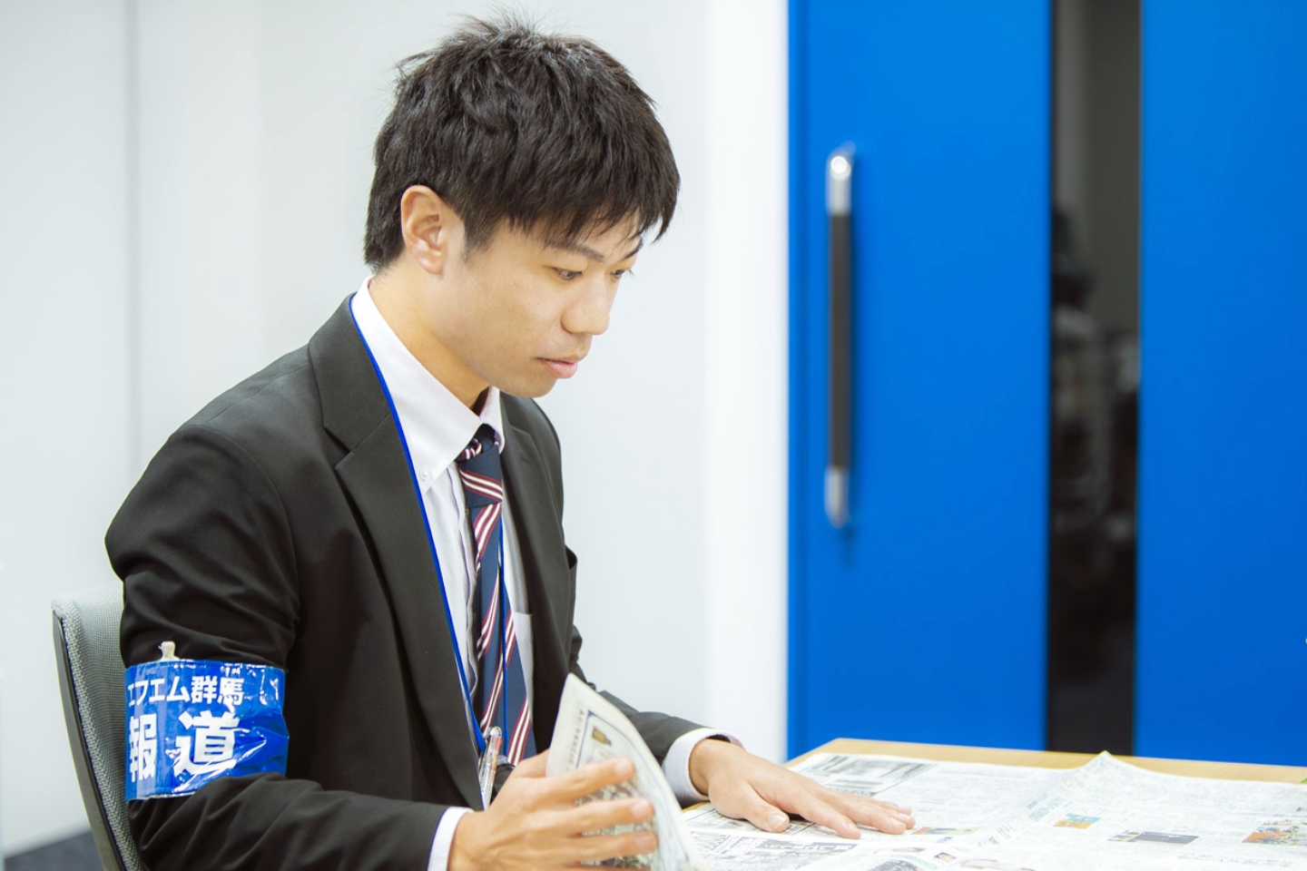 社員：田中　慎太郎